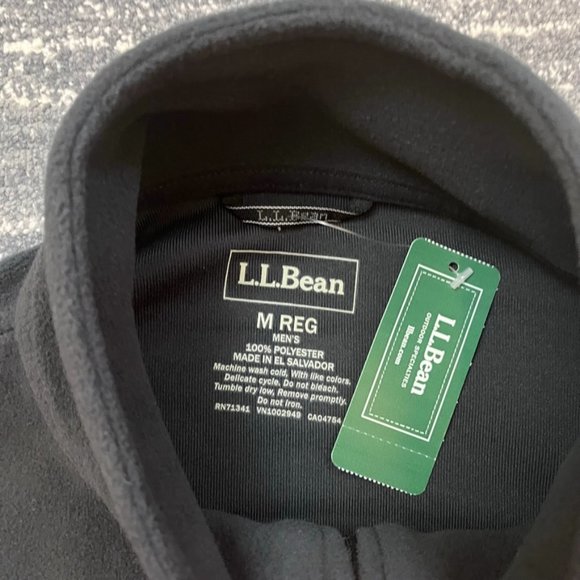 L.L. Bean Men's Classic Fleece Jacket - Picture 2 of 4